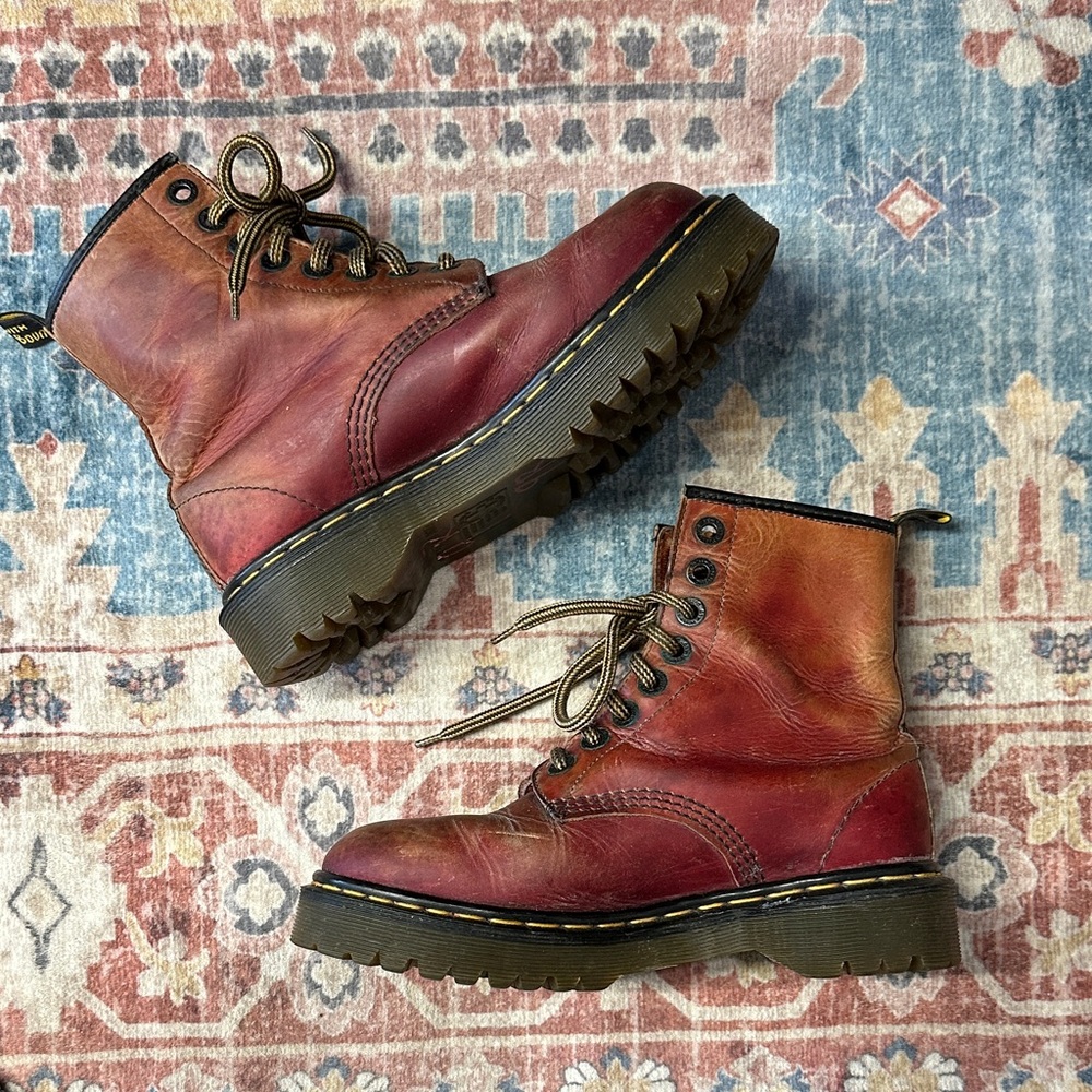 Dr. Martens Burgundy  Leather MADE IN ENGLAND - Picture 3 of 13